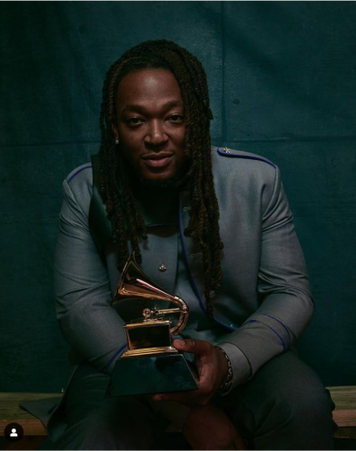 Kixxo-replace-mobile