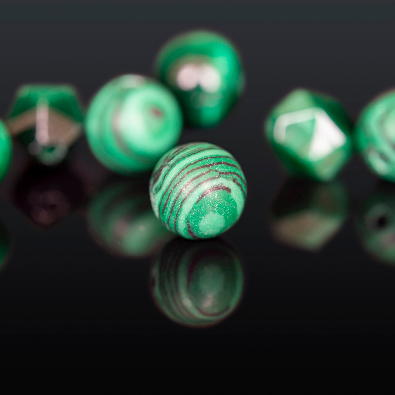 compass-jewelry-Malachite-Bead